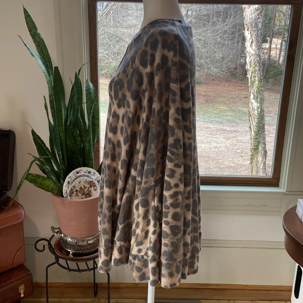 Dress Up animal print poncho! Size large!! - Picture 5 of 10